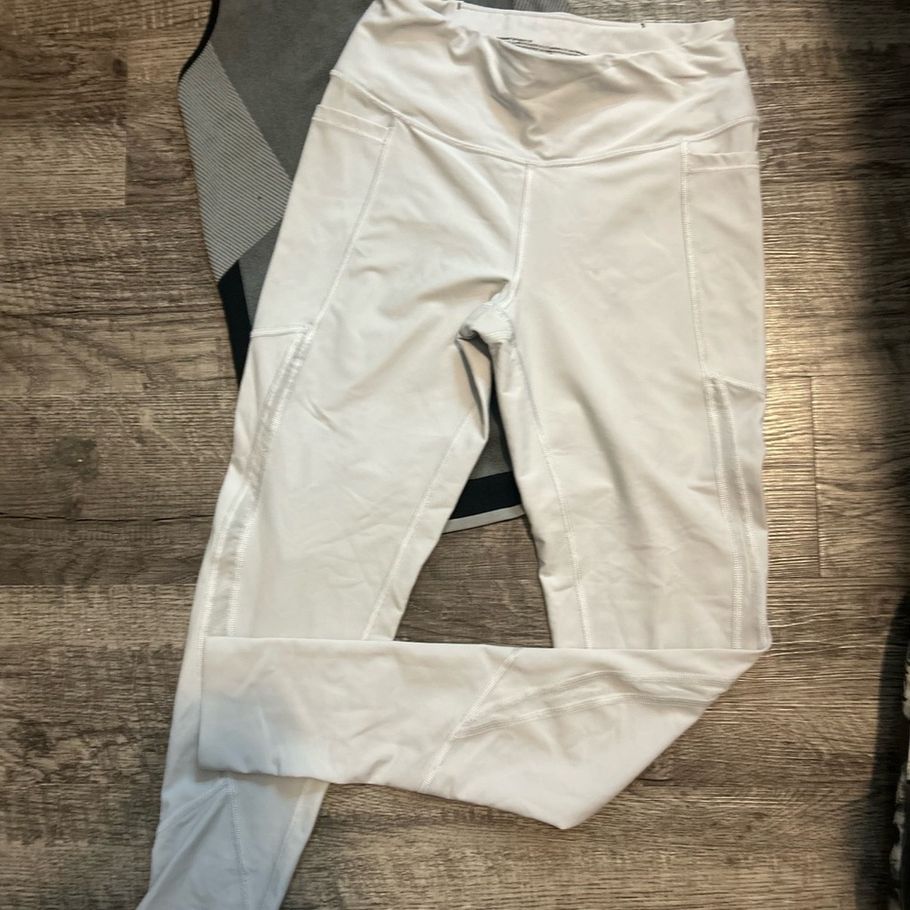 VICTORIA SECRET SPORT OUTFIT 🌸 - Picture 4 of 6